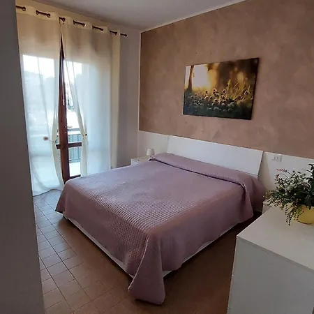 Gardenia Holiday Apartment - A 50 M Dal Lago Lazise Exterior photo