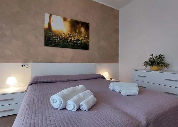 Gardenia Holiday Apartment - A 50 M Dal Lago